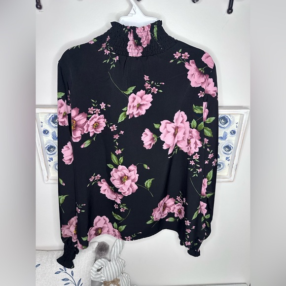 Floral Black and Pink Women's Top - Picture 5 of 5
